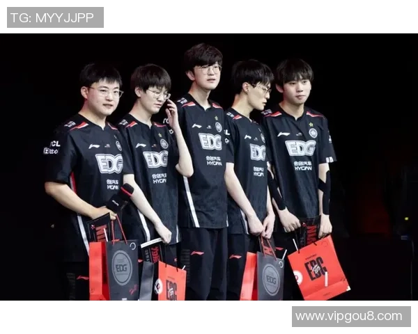 LNG战队状态引发热议玩家表现与战术调整成焦点讨论