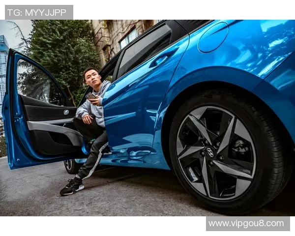 广州极限运动队配合引发热议运动员间的默契与争议交织的背后故事